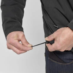 MILLET POBEDA INS JKT M BLACK 22 -Ski Promotion Magasin 9 101097 pobeda ins jkt m black miv8881 0247 04