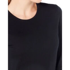 ICEBREAKER MERINO 200 OASIS LS CREWE W BLACK 23 -Ski Promotion Magasin 9 43471 200 oasis ls crewe w black 104375 001 05