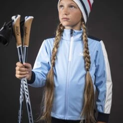 SWIX JR CROSS JKT BLUEBELL 22 7 SWIX JR CROSS JKT BLUEBELL 22 -Ski Promotion Magasin 9 98957 jr cross jkt bluebell 12345 72108 03